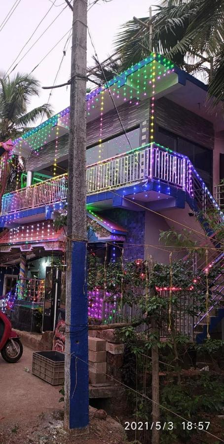 Sarvesh Arundekar Home Stay In Beach Side Ac Room 戈卡尔纳 外观 照片