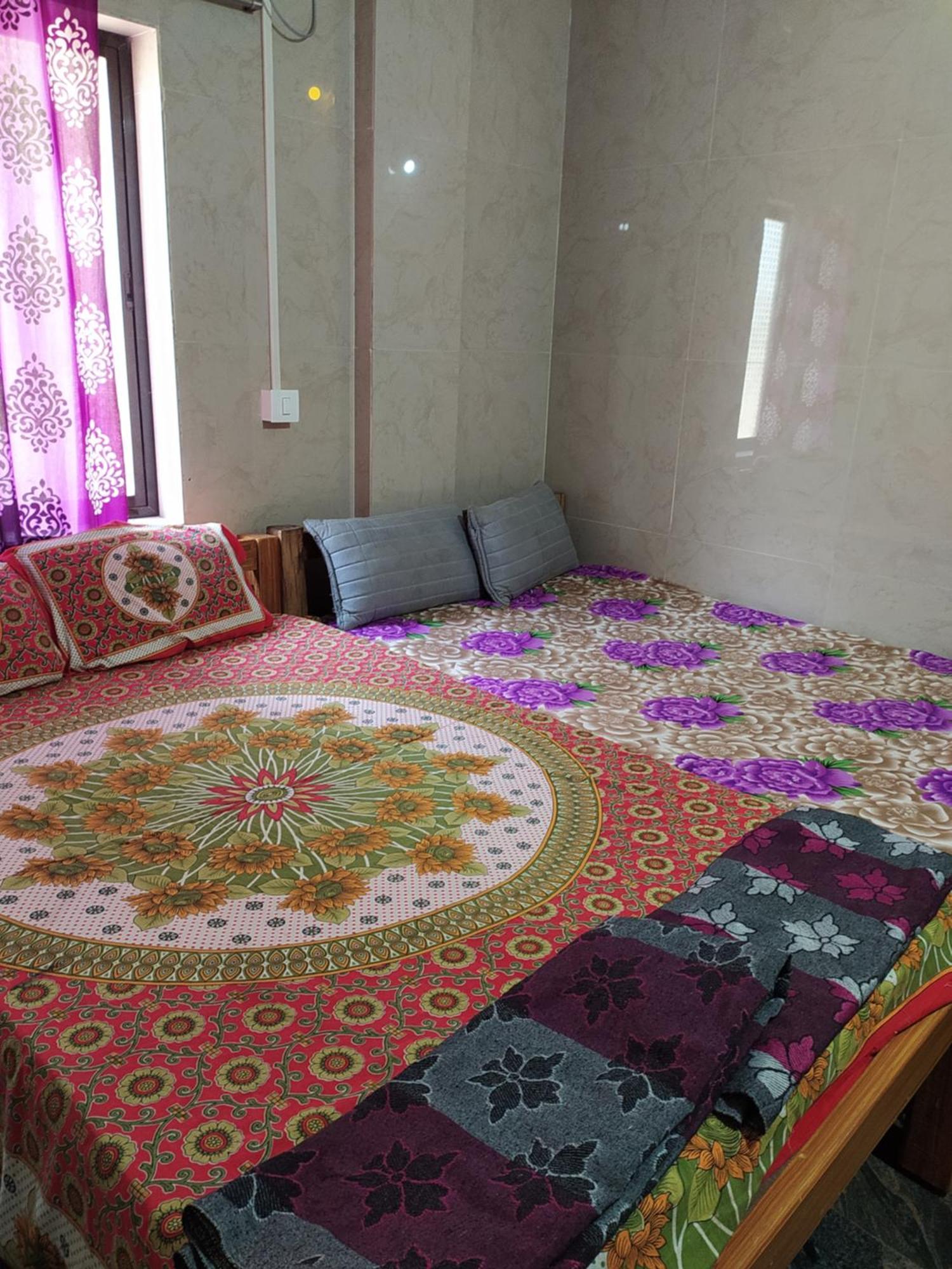 Sarvesh Arundekar Home Stay In Beach Side Ac Room 戈卡尔纳 外观 照片